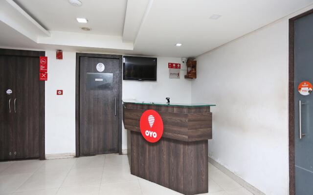 OYO 8433 Hotel