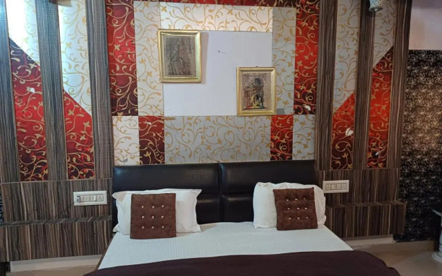 Pushkar Village Camp Resort
