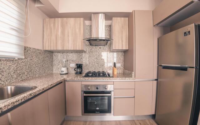 Breakfast Included at Regatta Living 301