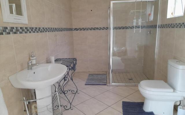 Joy Haven Large Studio