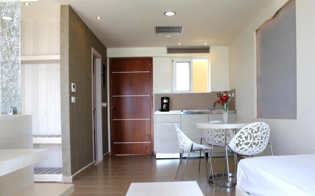 Sea Melody Beach Hotel & Apartments