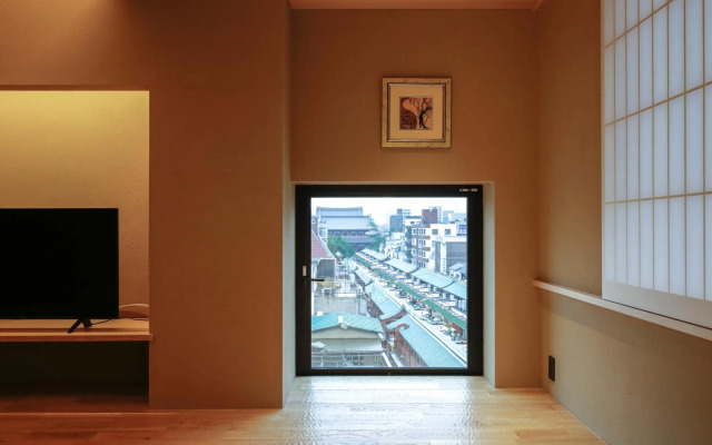 Kaminarimon Ryokan