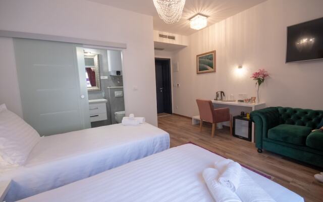 Center Luxury Rooms 1