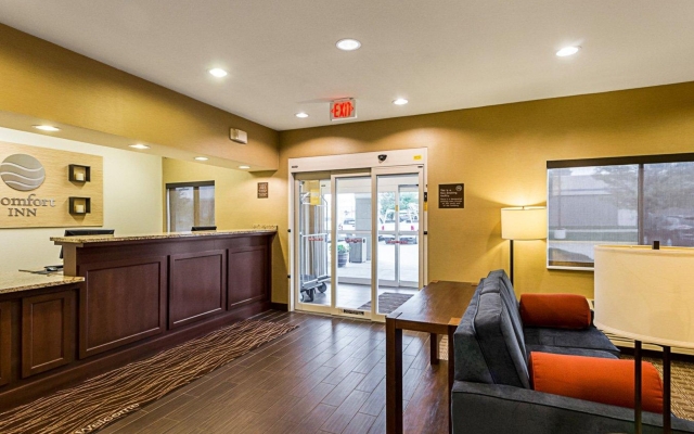 Comfort Inn Wichita East