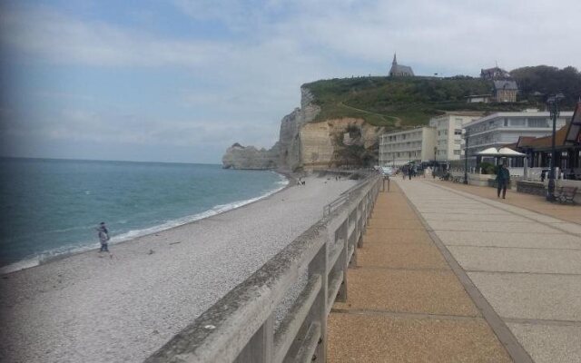 Les Galets Bleus
