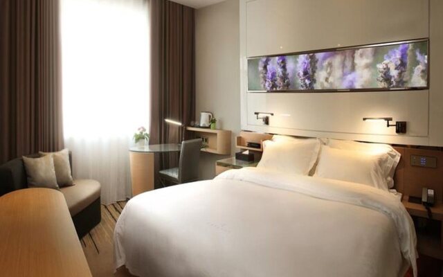 Lavande Hotel Zhuhai Gongbei Port Branch