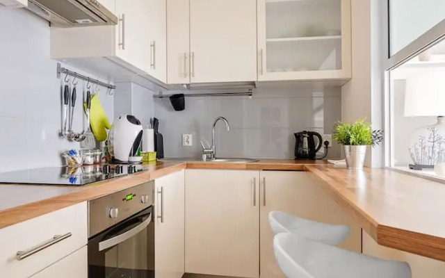 Krucza Central Warsaw Apartment