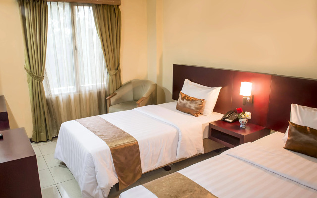 Jusenny Hotel