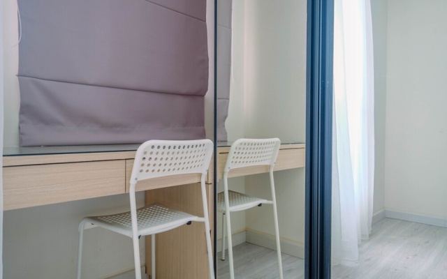 Graceful Studio Room At Podomoro Golf View Apartment By Travelio – Guest Rooms – Depok