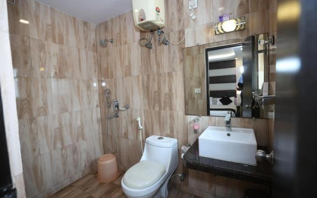 Oyo Rooms Parama Island Em Bypass
