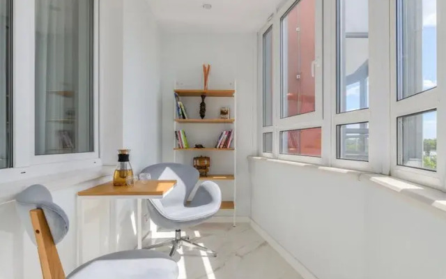 Апартаменты НайсПлэйсСПБ на Большеохтинском проспекте, д.15 к.2