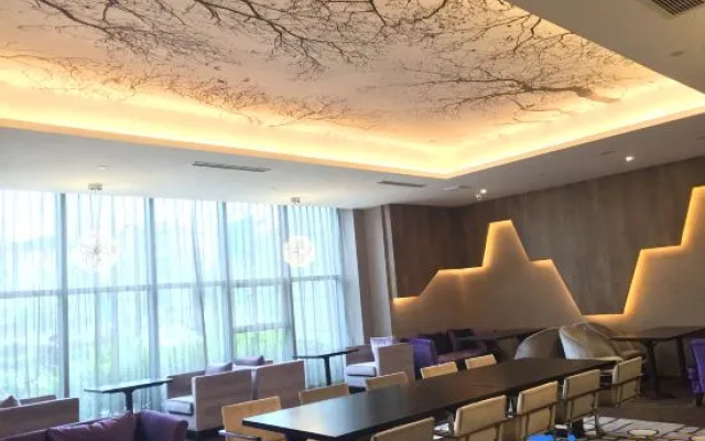 Crystal Orange Hangzhou East Railway Station Hotel
