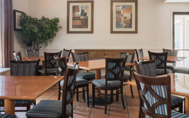 SureStay Plus by Best Western Beaumont