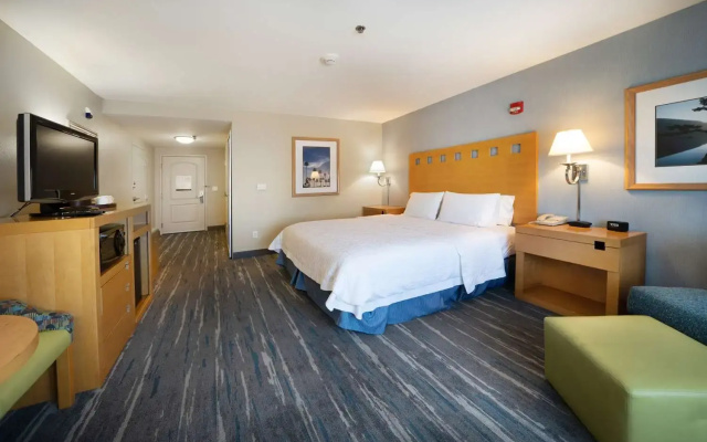 Hampton Inn And Suites Madera