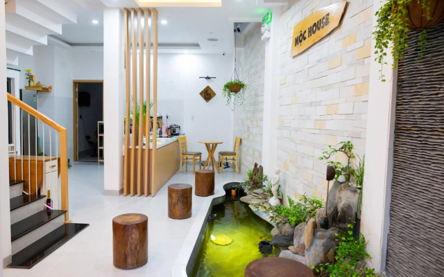 Moc House Homestay