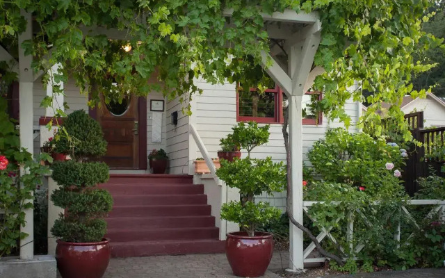 Calistoga Wine Way Inn