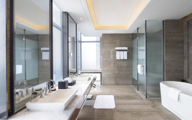Sheraton Langfang Chaobai River Hotel