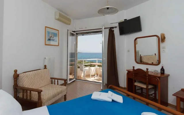Kardamili Beach Hotel
