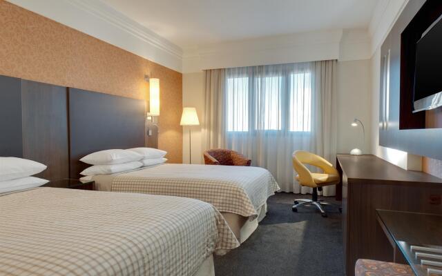 QOYA Hotel Curitiba, Curio Collection by Hilton