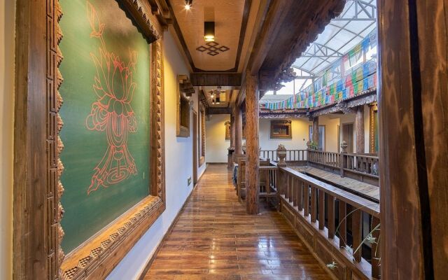 Floral Hotel Shangri-la Jiacuo Bieyuan