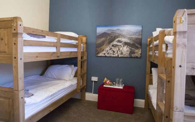 Prince Llewelyn Hotel