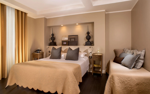 The B Place Hotel