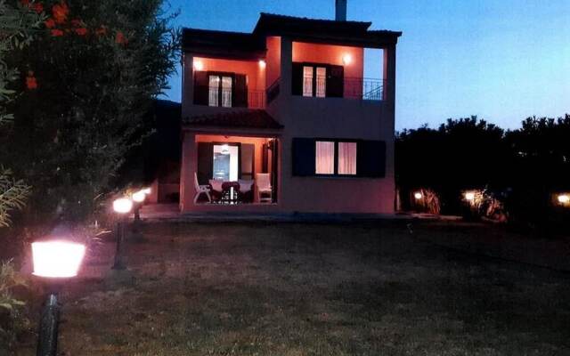 Wonderfull Two Storey House near the beach
