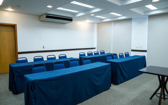 Hotel Campo Largo Express