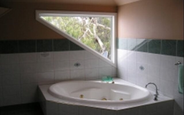 Silver Waters Bed & Breakfast