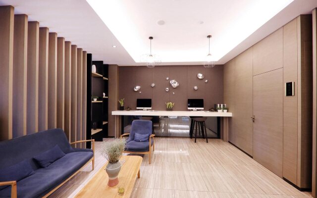 ibis Styles GY Bosideng Plz