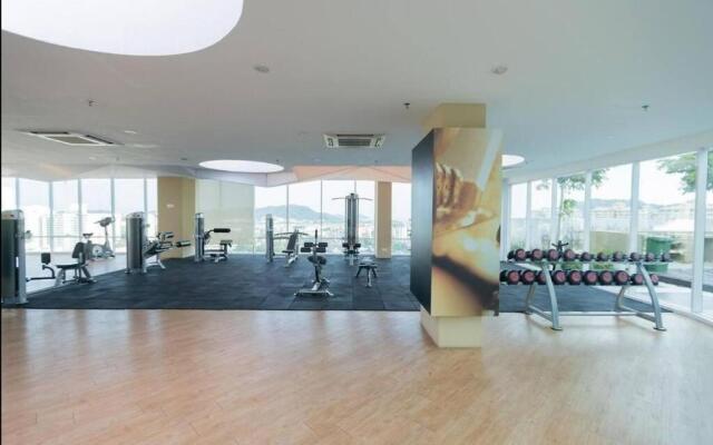 Setia Tri-Suite