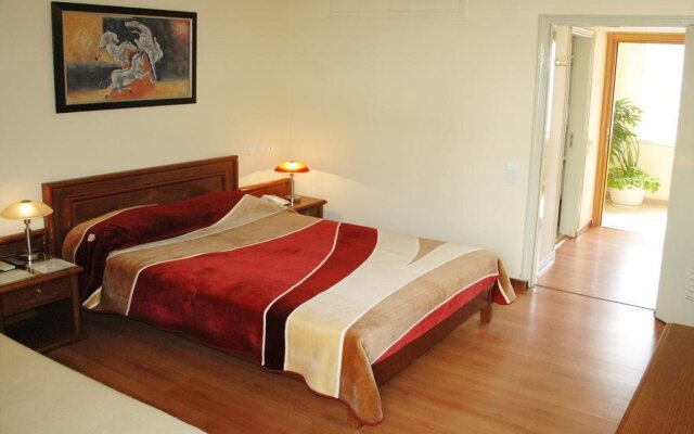 Omiros Hotel