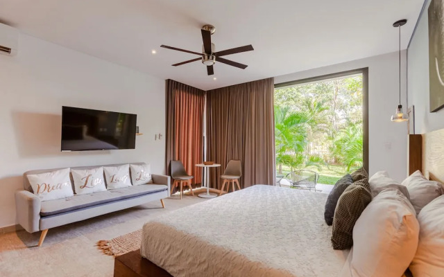 Room fully equipped Spa and gym free