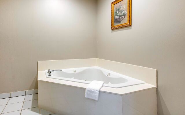 Quality Inn & Suites Pearl - Jackson