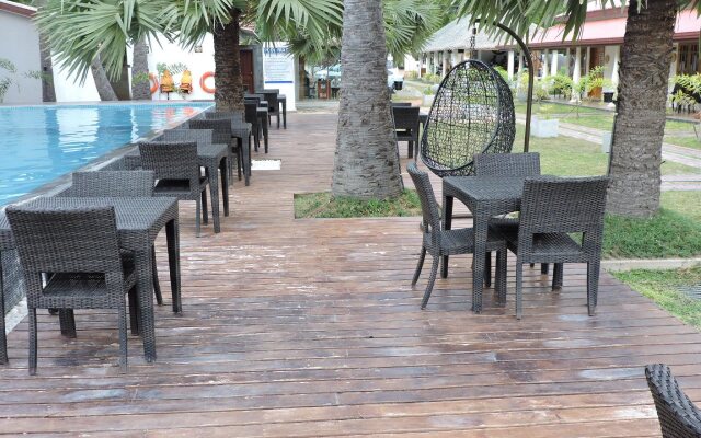 Palm Resort Nilaveli