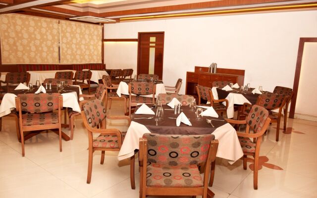 FabHotel Amrit Residency