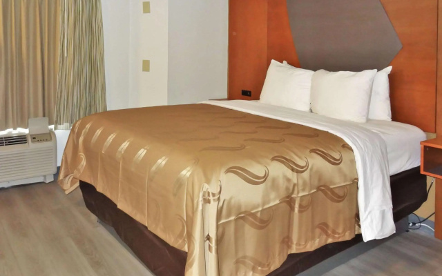 Quality Inn & Suites Raleigh North