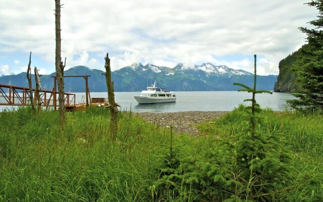 Kenai Fjords Wilderness Lodge