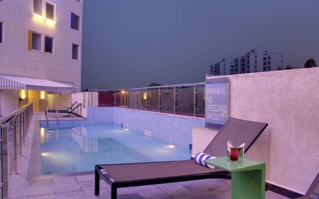 Aloft Ahmedabad, Sg Road