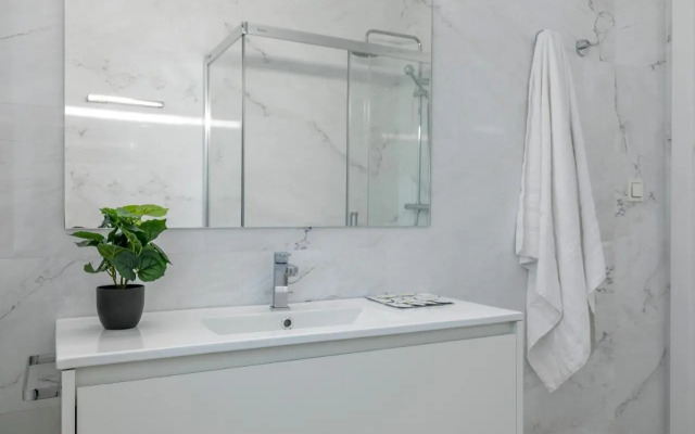 Riverside by Forever Rentals