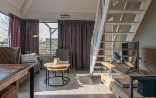 Park Schoneveld: Duinroos 123