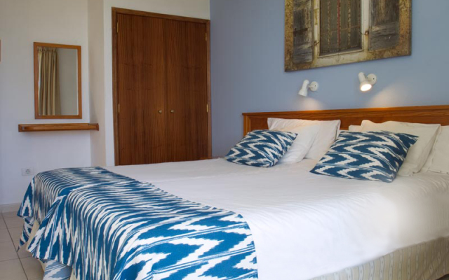 Aparthotel Playa del Sol - Adults Only