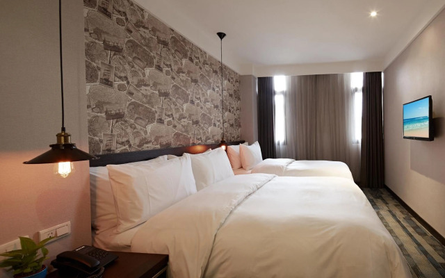 Khan Hotel