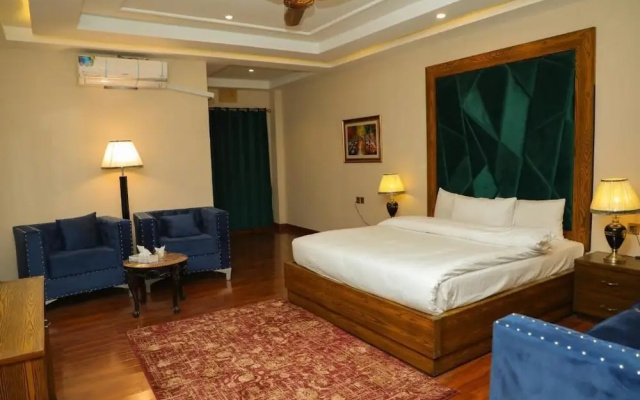 Royal Mansion Hotel