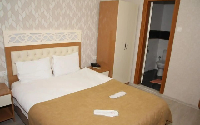 Vatan Hotel