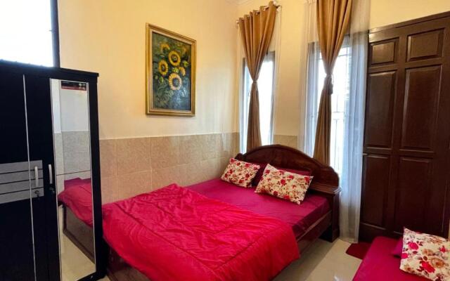 TAMA Guesthouse 15 People for Family or Group