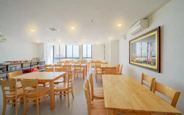 Ha Nhung Hotel