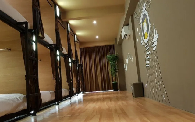 VK Pods Bandung - Hostel