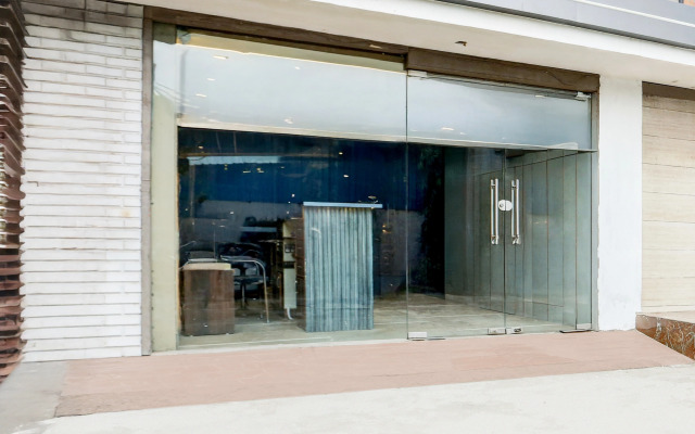 Super Townhouse Haibowal Chowk Near DMC