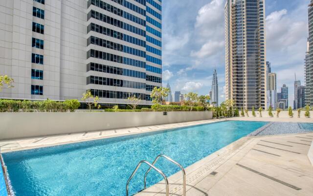 Luxury Apt W Burj Khalifa Vw Dubai Canal Access